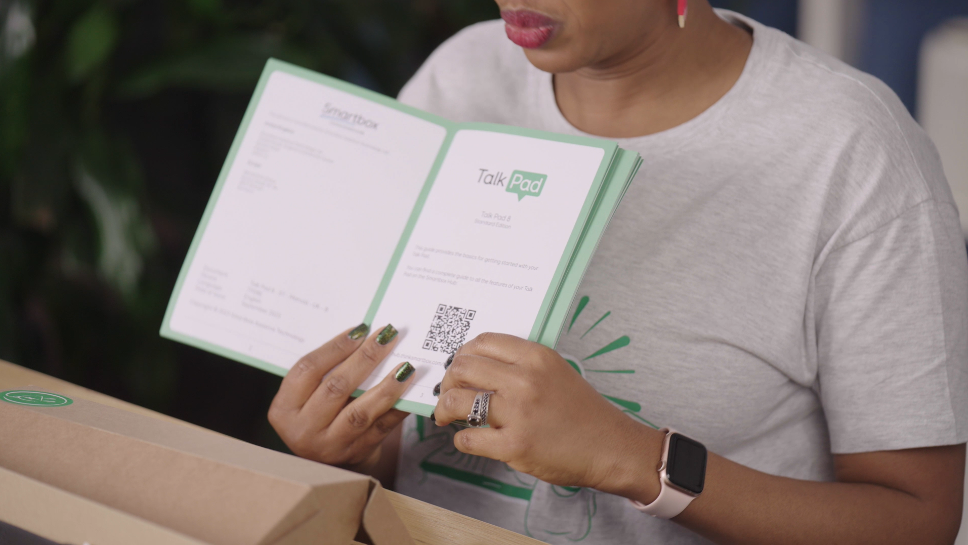 Unboxing video with Talk Pad accessories and manuals