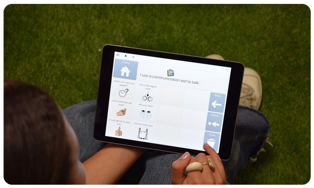 Voco Chat in Grid for iPad