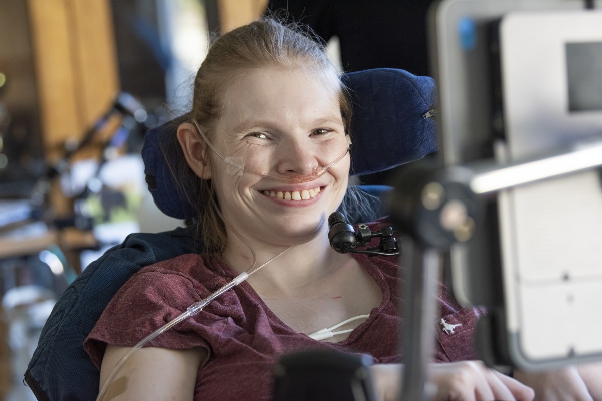 A product tester named Lucinda smiling.